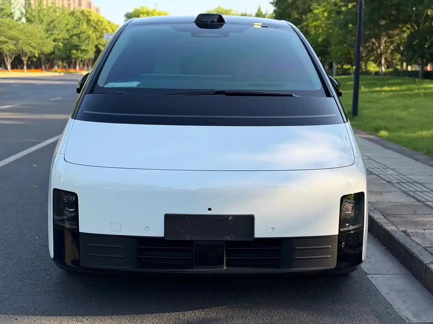 Li Auto MEGA 2024 Ultra — миниатюра 2