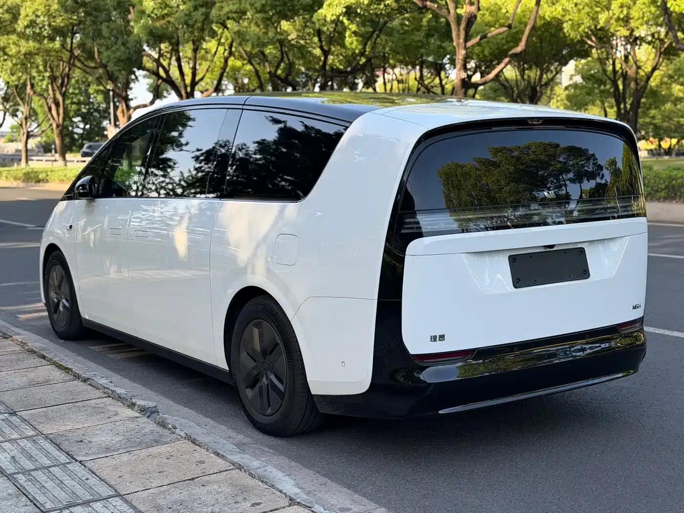 Li Auto MEGA 2024 Ultra — миниатюра 5