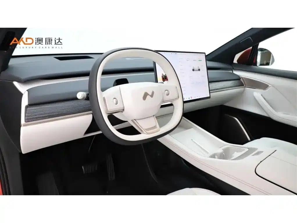 L60/2024/60kWh Rear-Wheel Drive — миниатюра 6