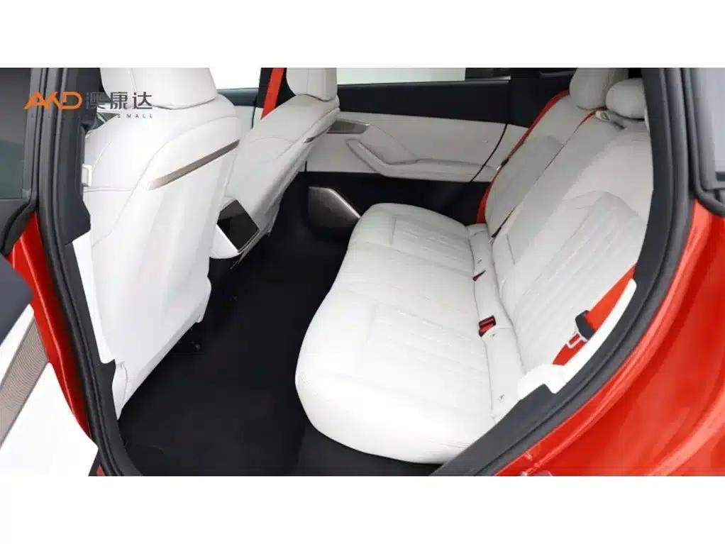 L60/2024/60kWh Rear-Wheel Drive — миниатюра 7