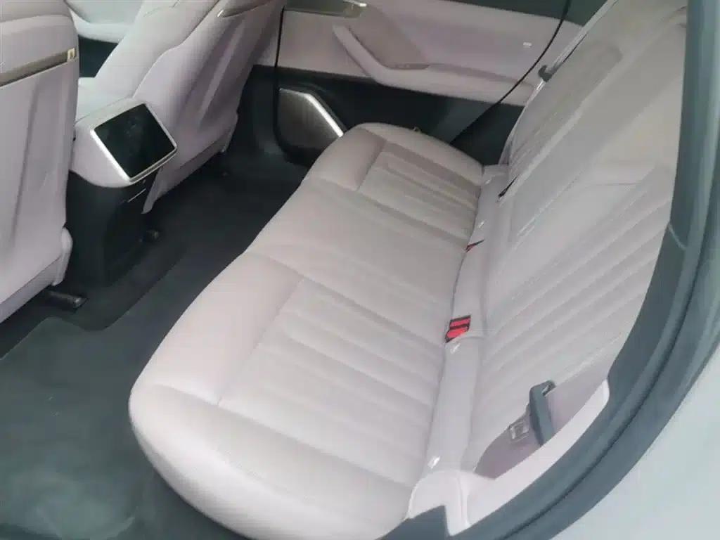 Chevrolet L60 2024 60kWh Rear-Wheel Drive — миниатюра 17
