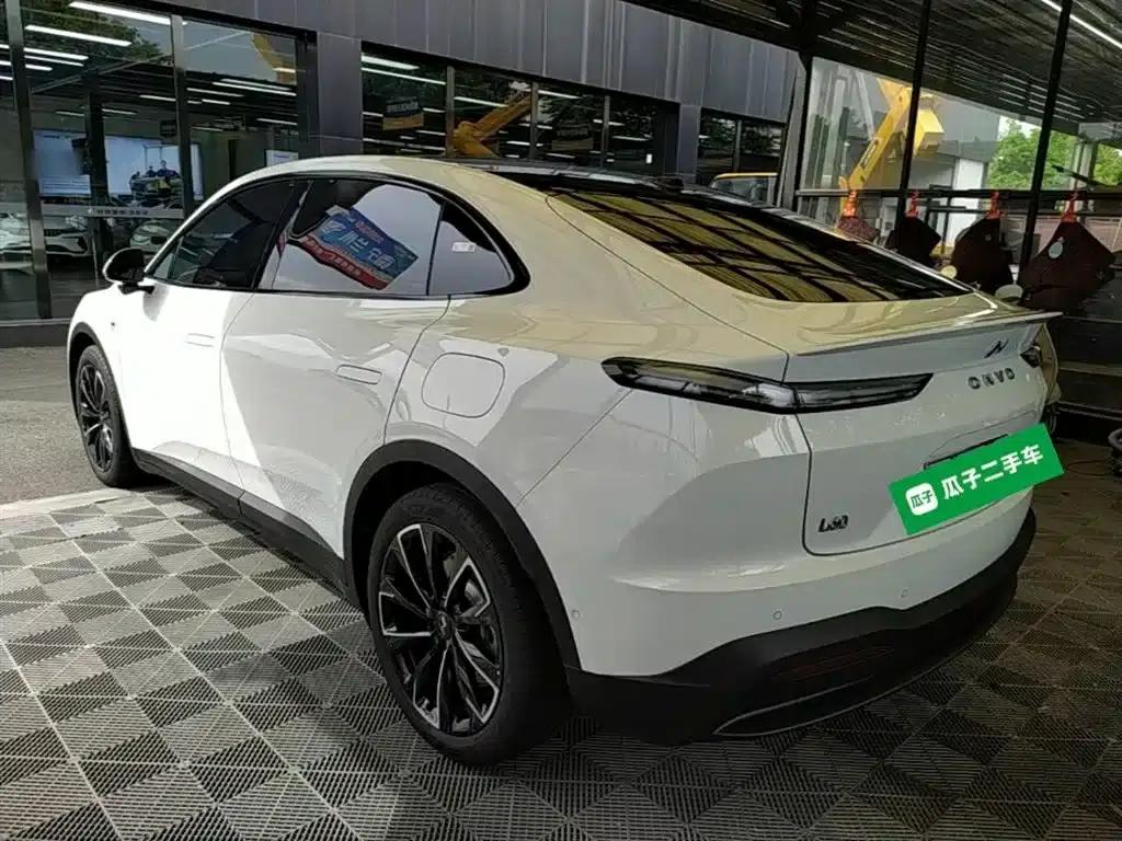 Chevrolet L60 2025 60kWh Rear-Wheel Drive — миниатюра 5