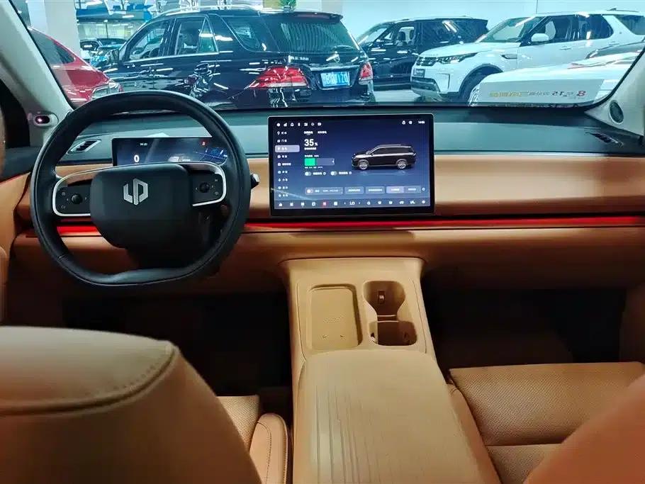 Leapmotor C16 2024 Pure Electric 520 Premium Edition — миниатюра 12