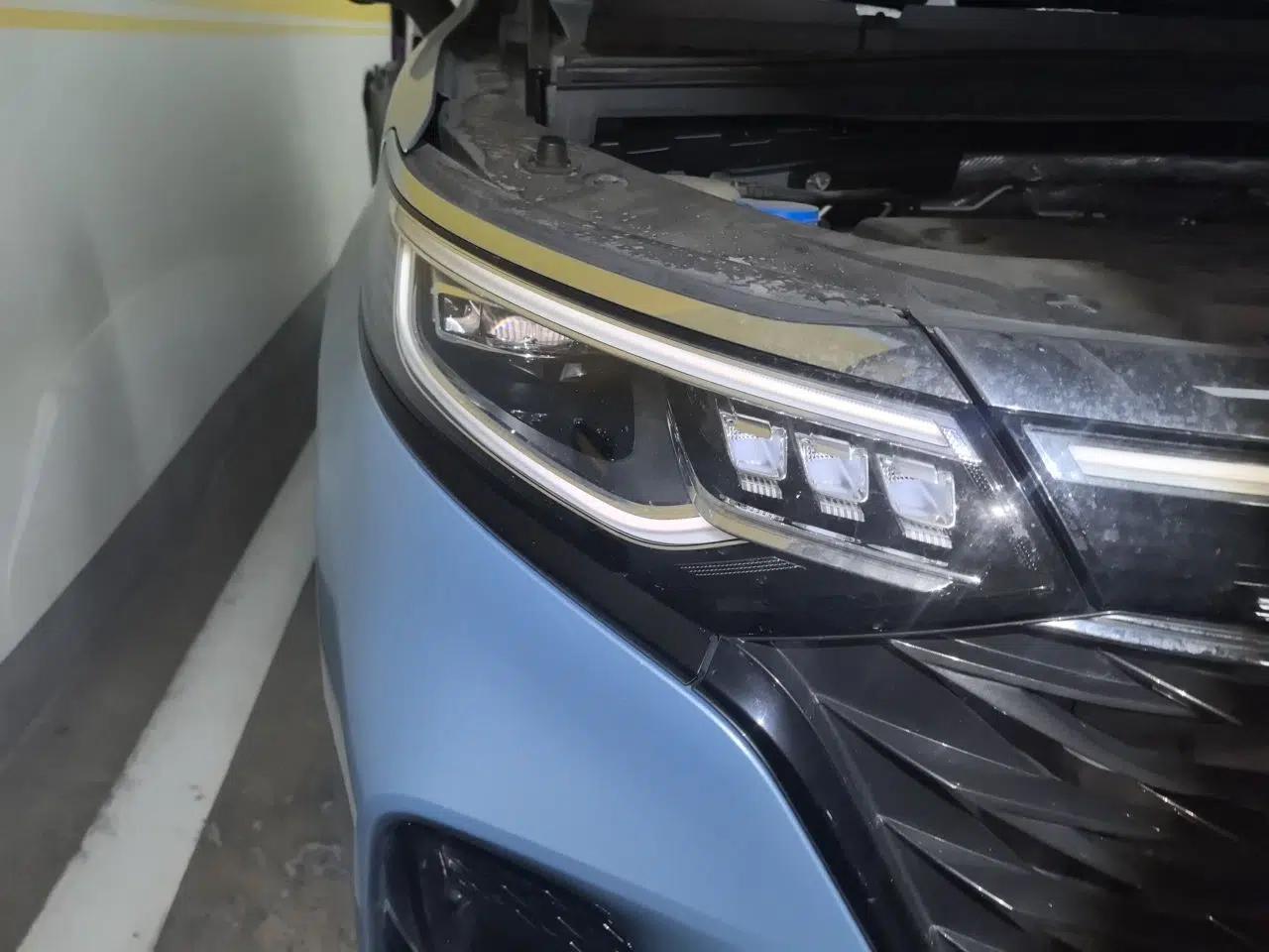 Roewe iMAX8 2022 400TGI Prestige Edition — миниатюра 7