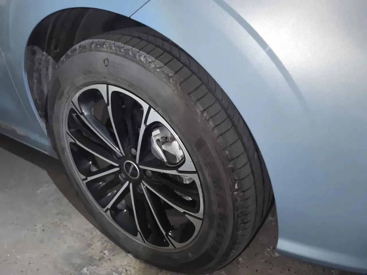 Roewe iMAX8 2022 400TGI Prestige Edition — миниатюра 8