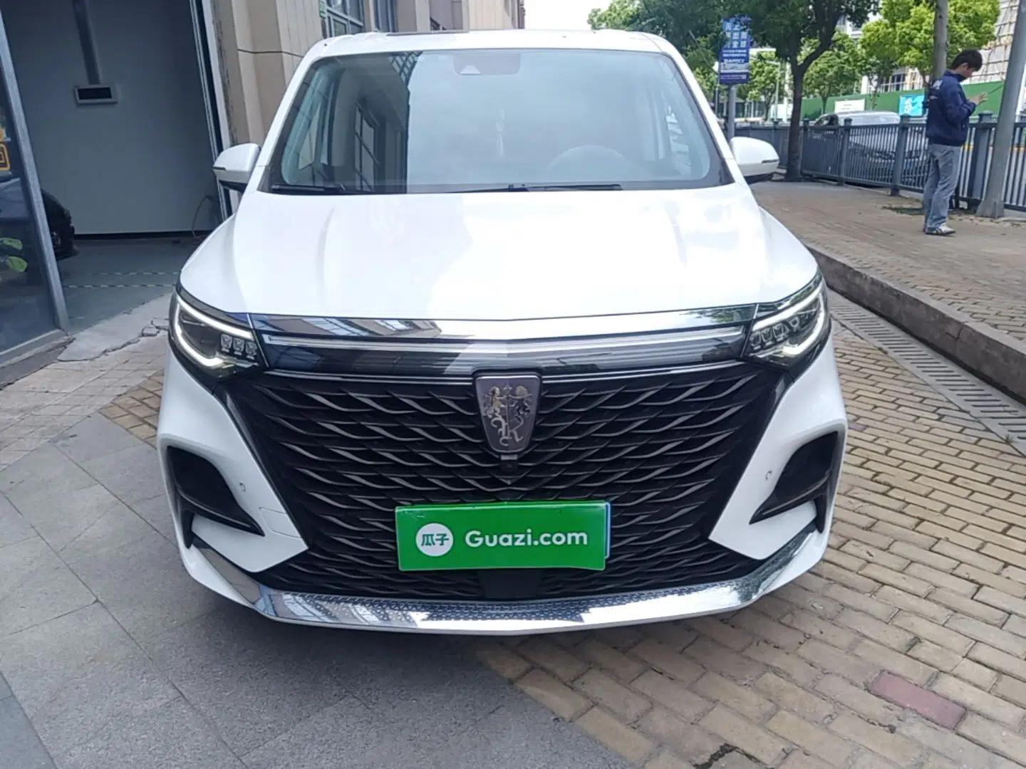 Roewe iMAX8 2021 400TGI Supreme Series Prestige Edition — миниатюра 2