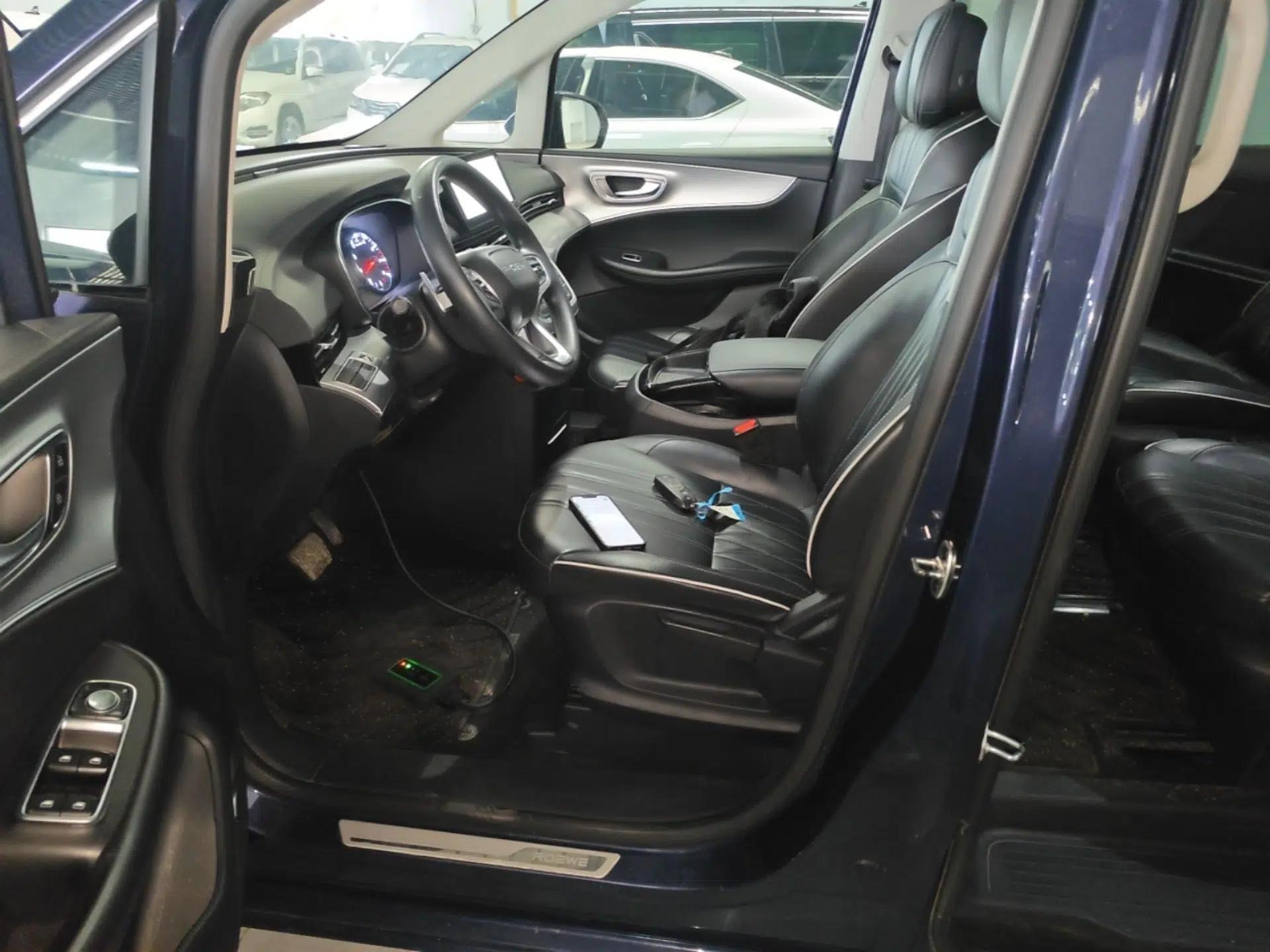 Roewe iMAX8 2022 Model 400TGI Exclusive Version for Key Accounts — миниатюра 18