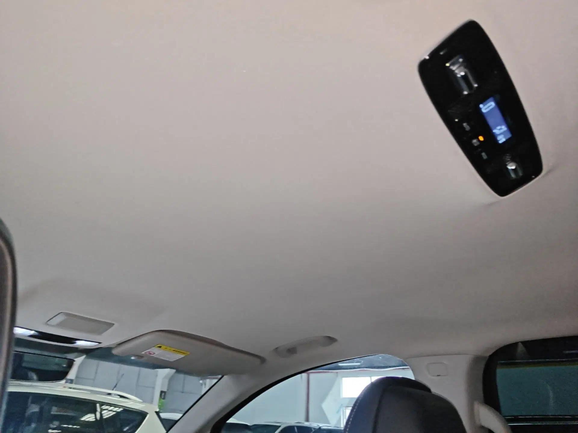 Roewe iMAX8 2022 Model 400TGI Exclusive Version for Key Accounts — миниатюра 21
