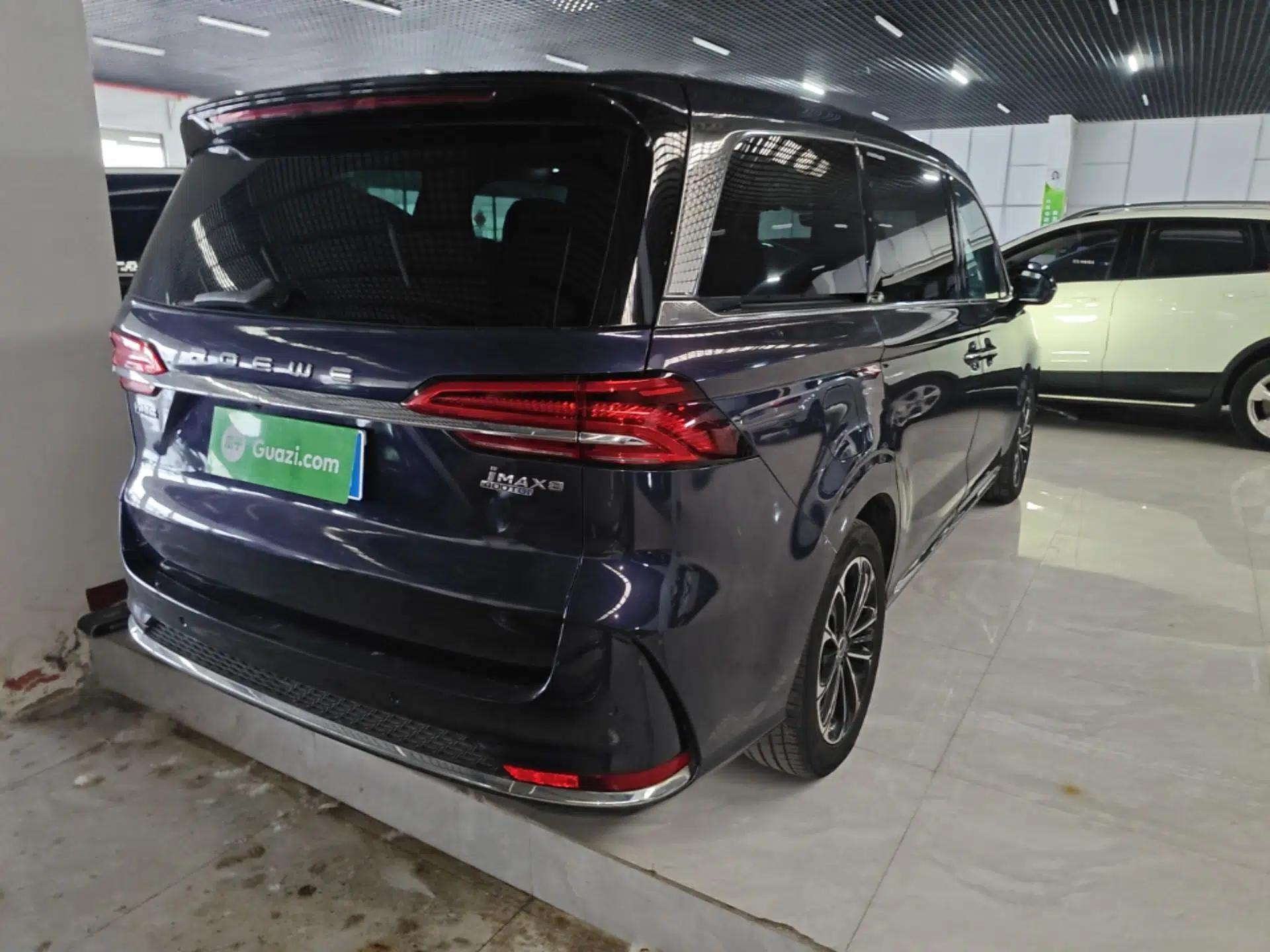 Roewe iMAX8 2022 Model 400TGI Exclusive Version for Key Accounts — миниатюра 6
