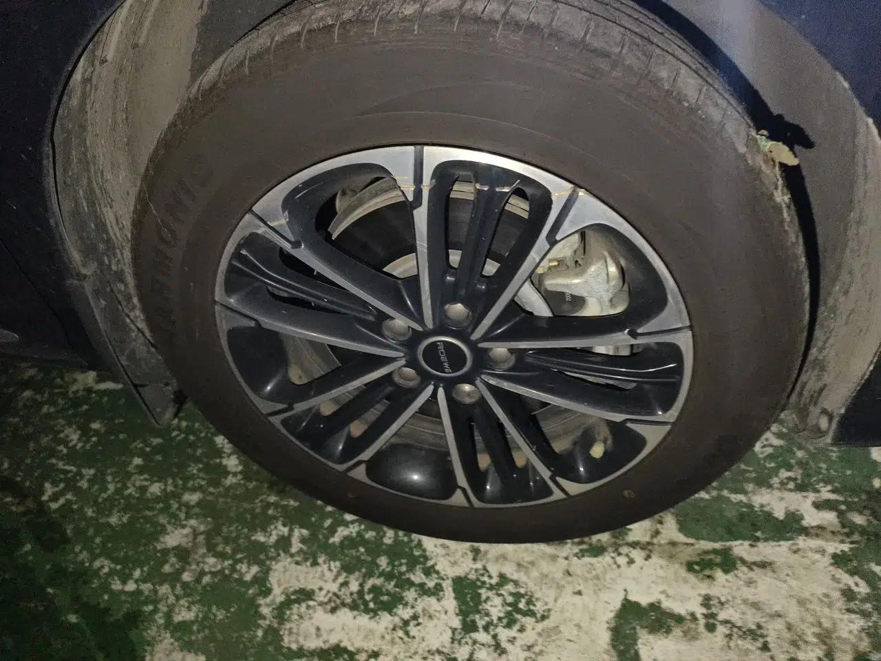 Roewe iMAX8 2021 400TGI Supreme Series Prestige Edition — миниатюра 8