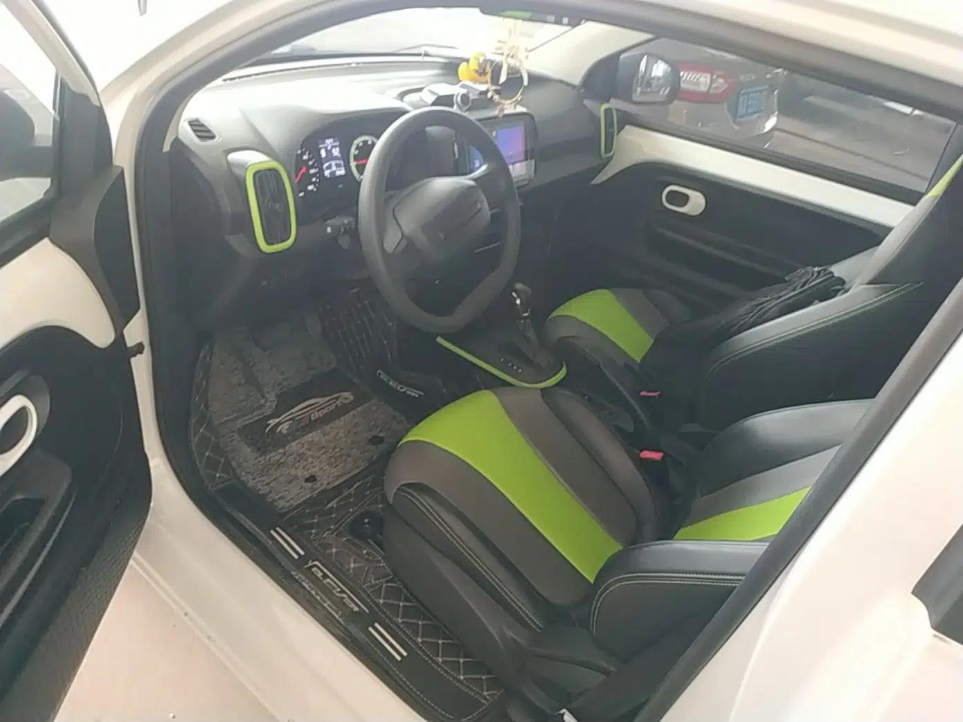 Roewe Clever 2021 302km Excellence Edition — миниатюра 19