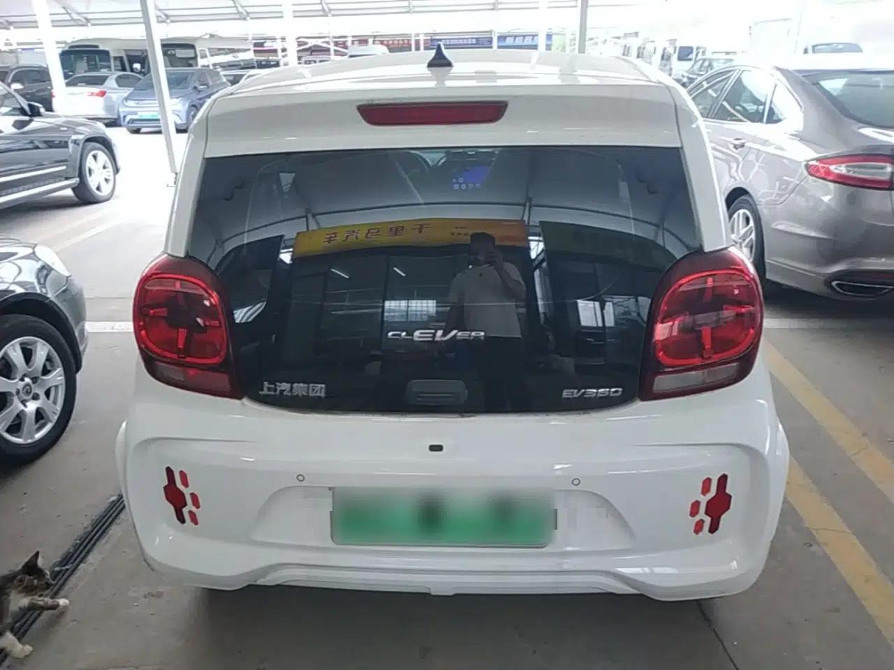 Roewe Clever 2021 302km Excellence Edition — миниатюра 3