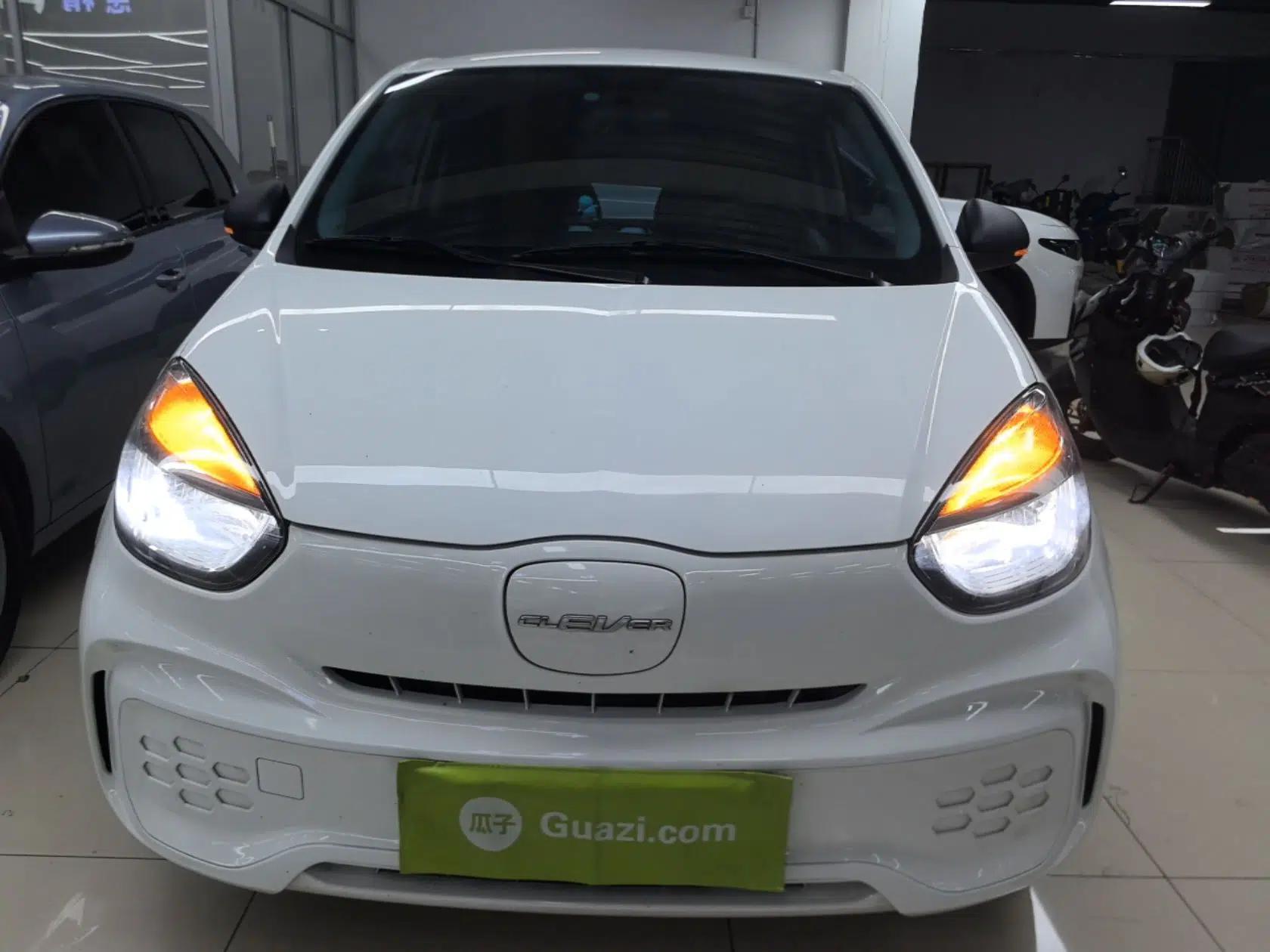 Roewe Clever 2022 311km QiQi BoBo Edition — миниатюра 2