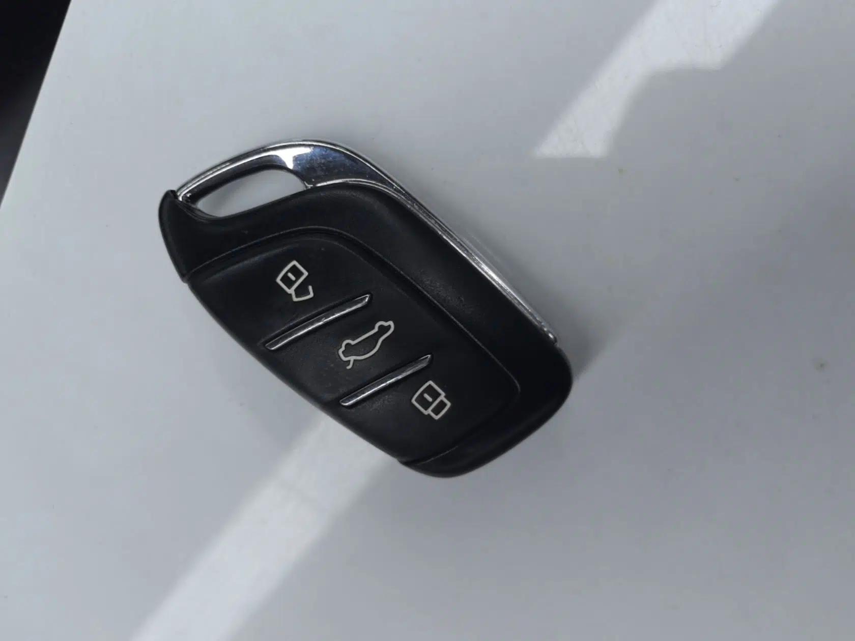 Roewe Clever 2022 311km QiQi BoBo Edition — миниатюра 12