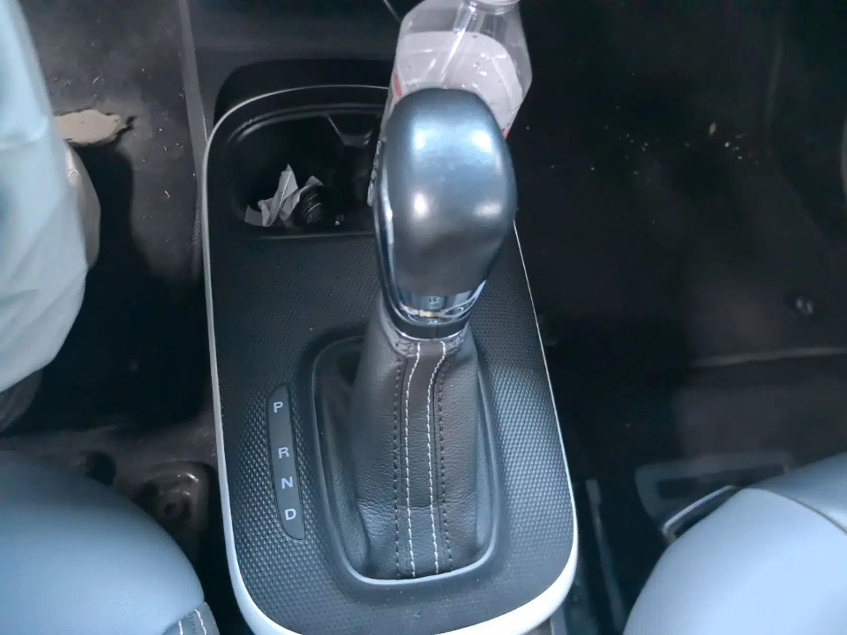 Roewe Clever 2022 311km QiQi BoBo Edition — миниатюра 17