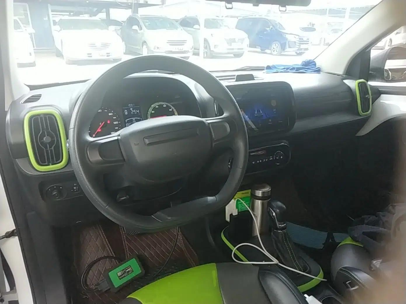 Roewe Clever 2021 302 km New Four-Seater Super-Efficient Version — миниатюра 13