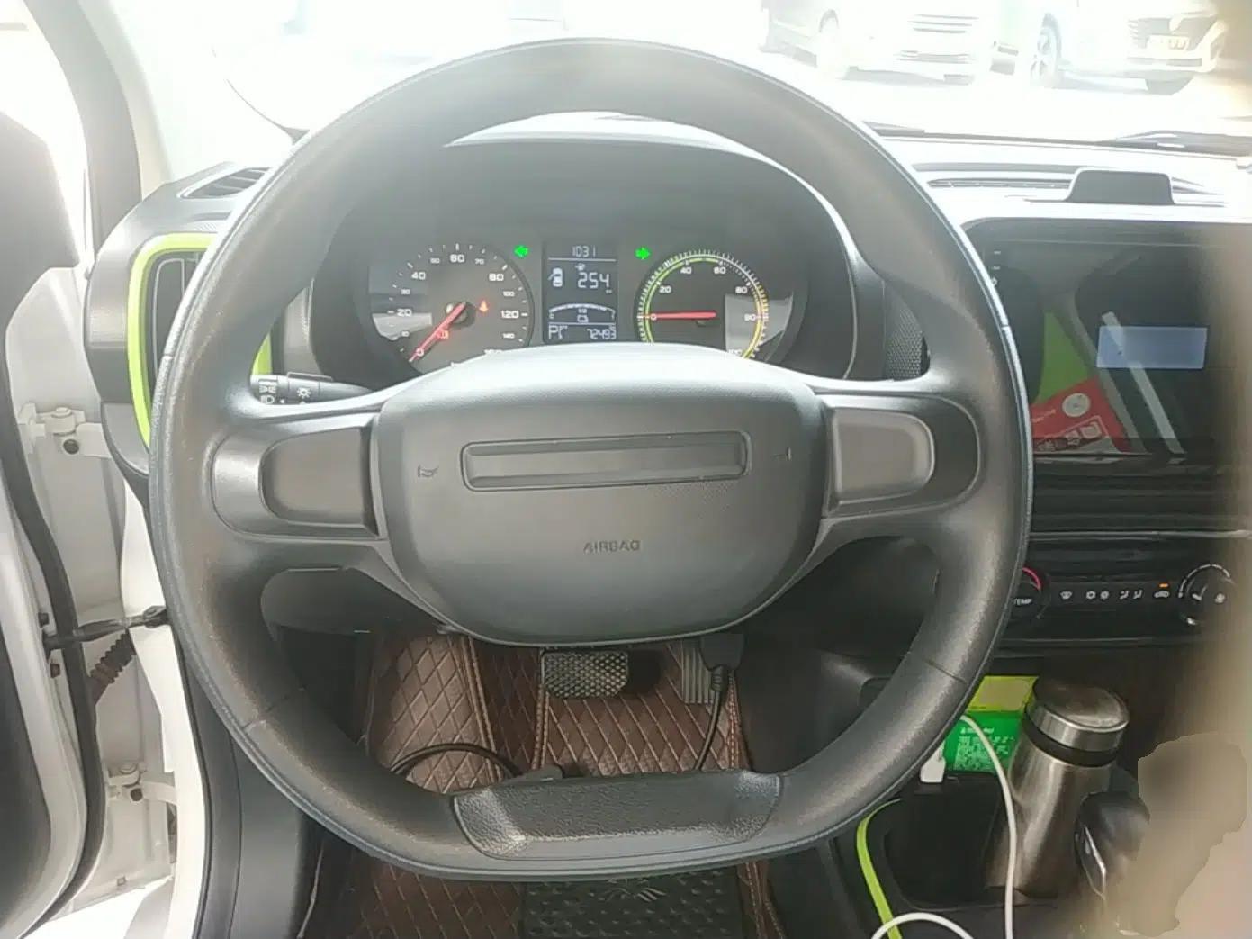 Roewe Clever 2021 302 km New Four-Seater Super-Efficient Version — миниатюра 14