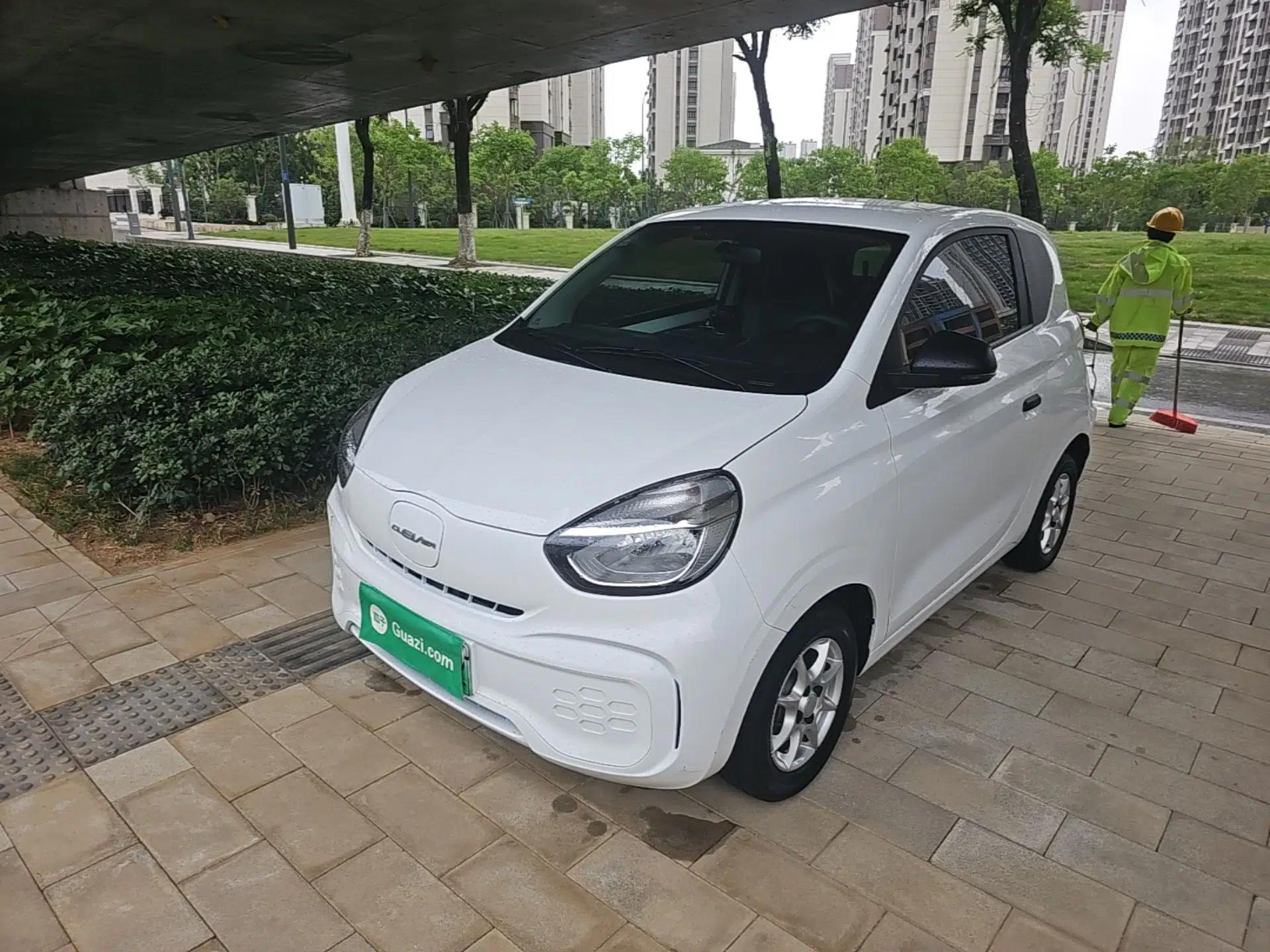 Roewe Clever 2022 311km QiQi BoBo Edition — миниатюра 1