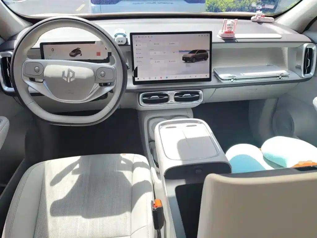 Leapmotor B10 2025 600 Enjoy Edition — миниатюра 5