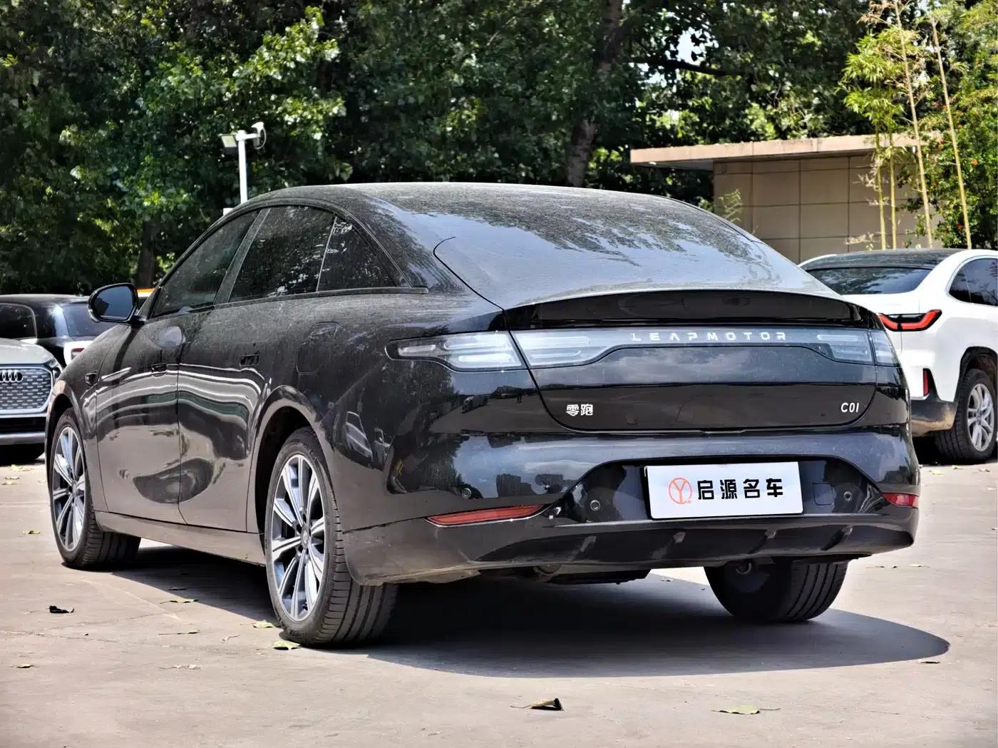Leapmotor C01 2023 Range Extender 216 Comfort Edition — миниатюра 6
