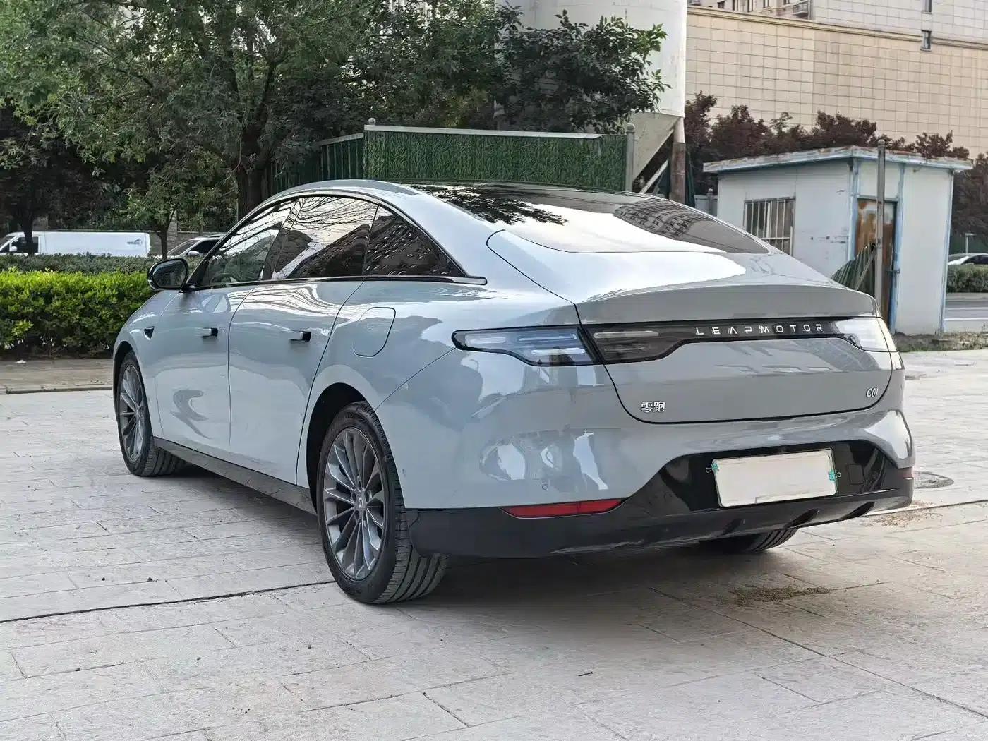Leapmotor C01 2024 Range Extended 316 Premium Edition — миниатюра 7