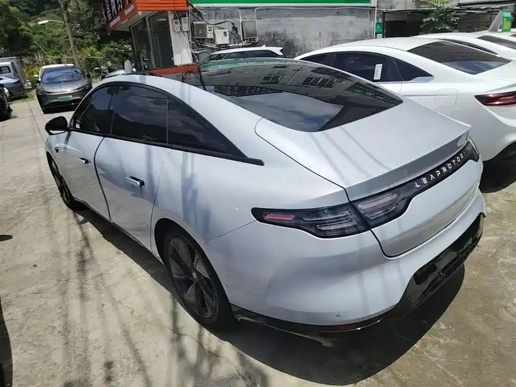 Leapmotor C01 2022 Rear-Wheel Drive Long Range Edition — миниатюра 5