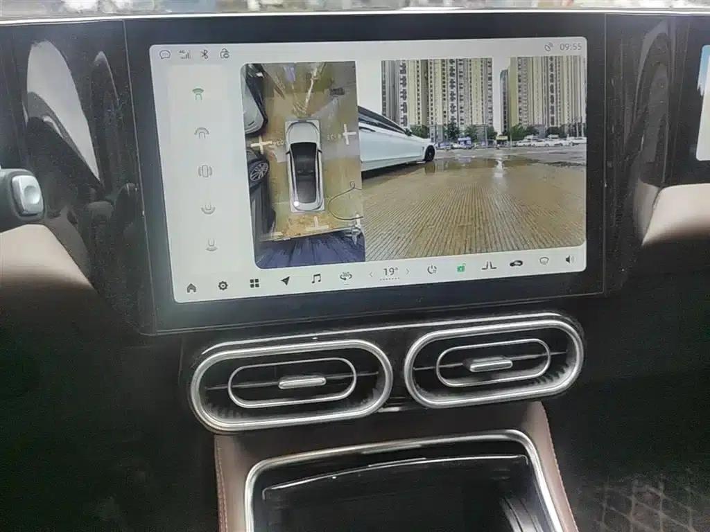 Leapmotor C01 2023 Range Extender 216 Comfort Edition — миниатюра 13