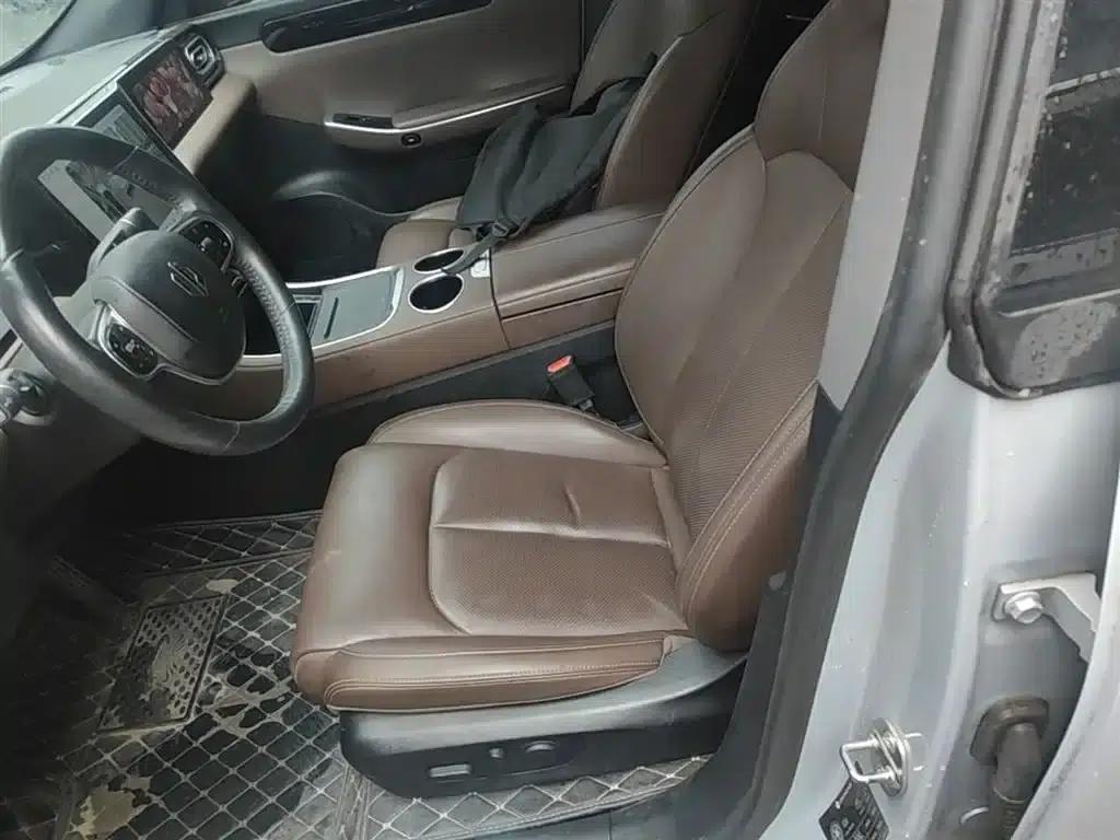 Leapmotor C01 2023 Range Extender 216 Comfort Edition — миниатюра 15