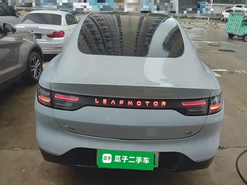 Leapmotor C01 2023 Range Extender 216 Comfort Edition — миниатюра 6