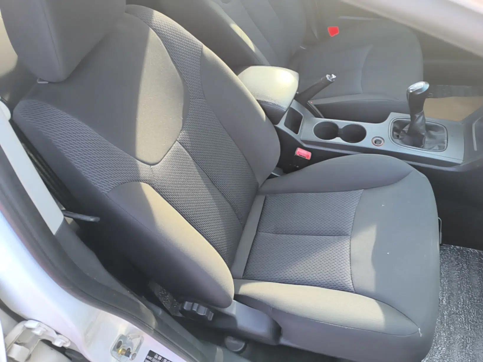 Roewe 350 2015 1.5L Manual Luxury Sunroof Edition — миниатюра 23