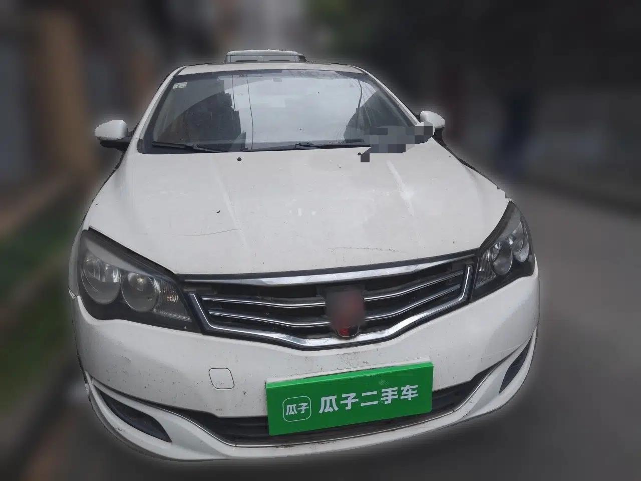 Roewe 350 2015 1.5L Manual Luxury Sunroof Edition — миниатюра 2