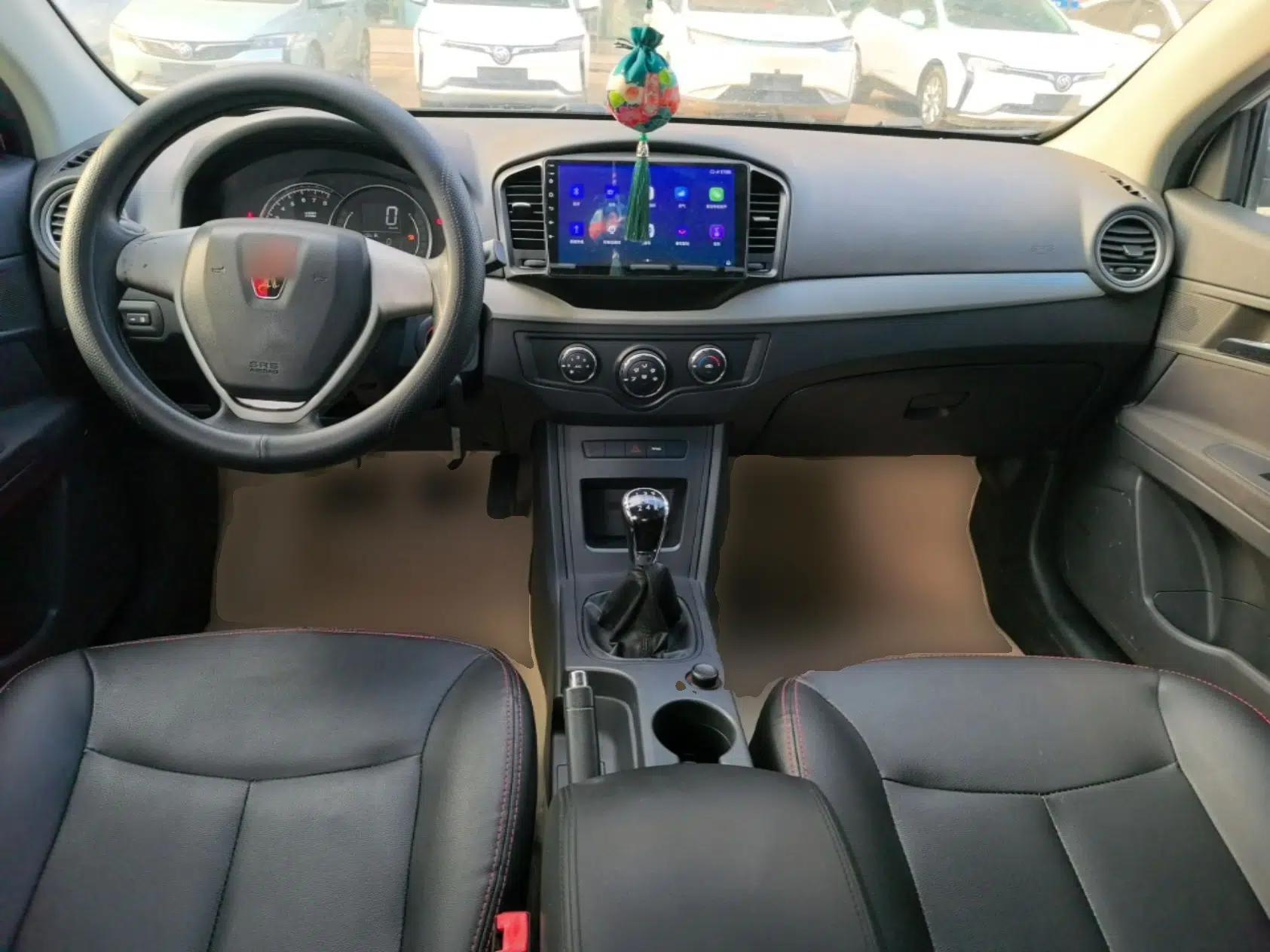 Roewe 350 2015 1.5L Manual Luxury Sunroof Edition — миниатюра 12