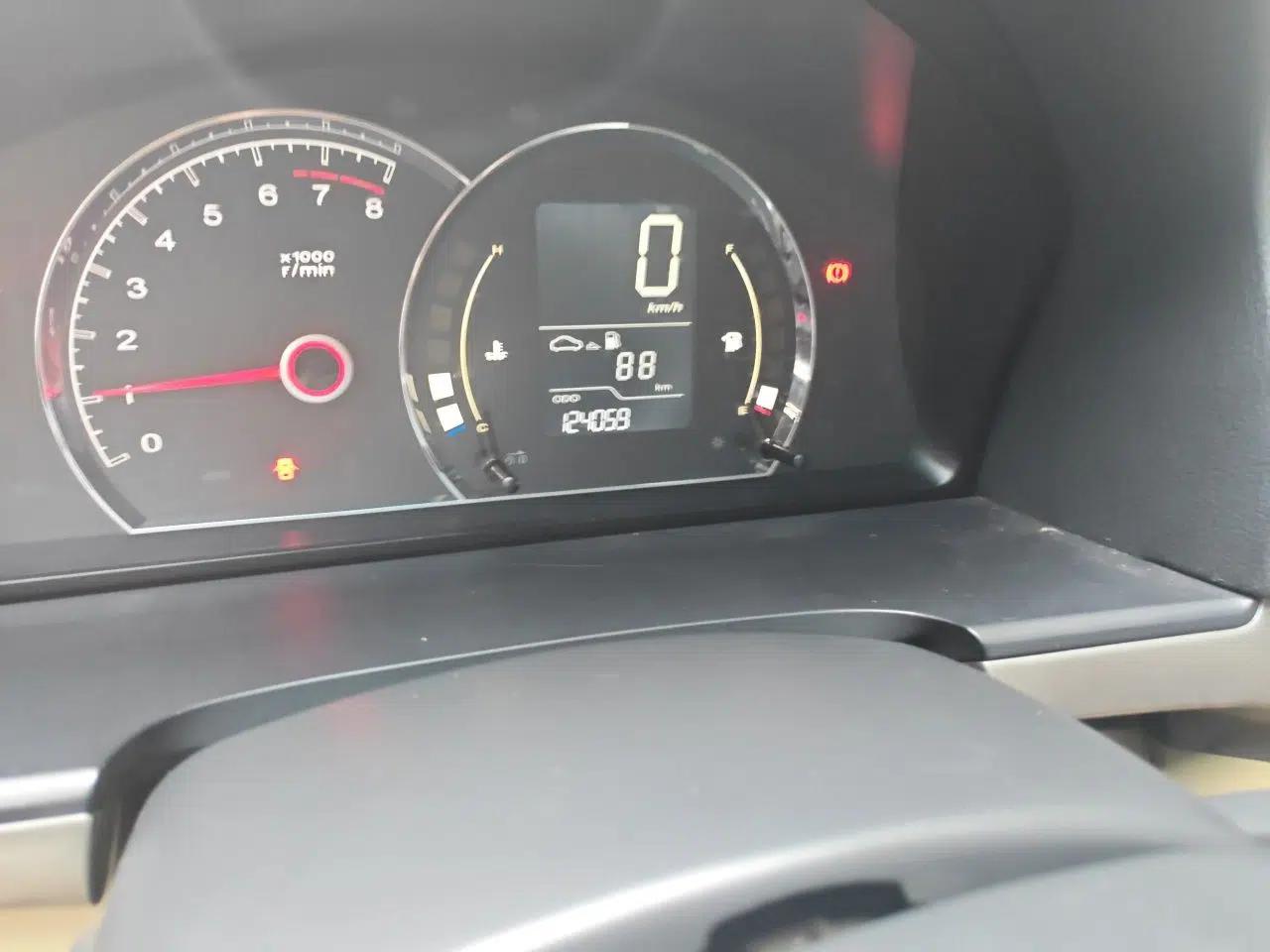 Roewe 350 2011 350S 1.5L Manual Xunchi Edition — миниатюра 13