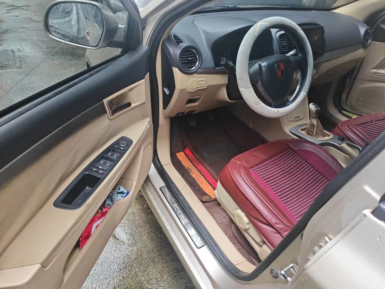 Roewe 350 2011 350S 1.5L Manual Xunchi Edition — миниатюра 17