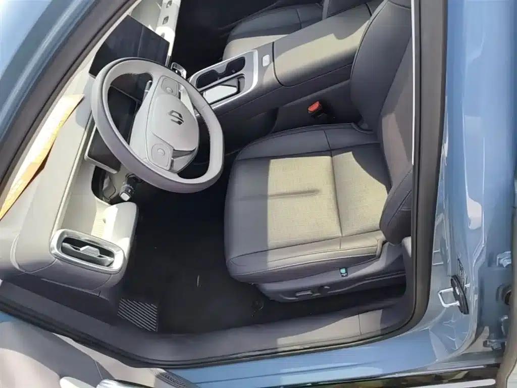 Leapmotor B01 2025 650 Enjoy Edition — миниатюра 15