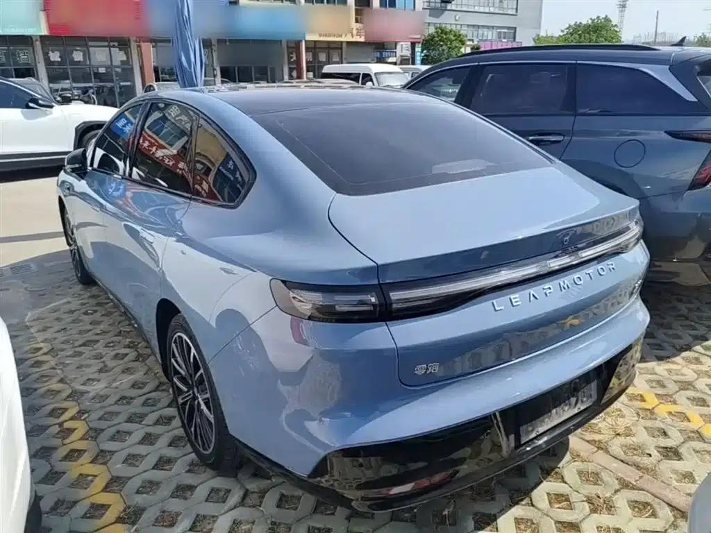 Leapmotor B01 2025 650 Enjoy Edition — миниатюра 5