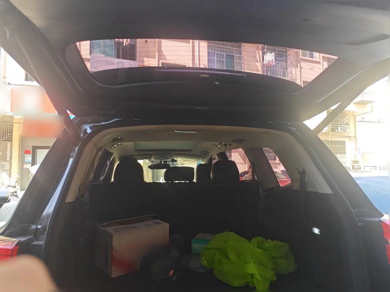 Roewe RX8 2018 30T Smart Connectivity Two-Wheel Drive Flagship Edition — миниатюра 20