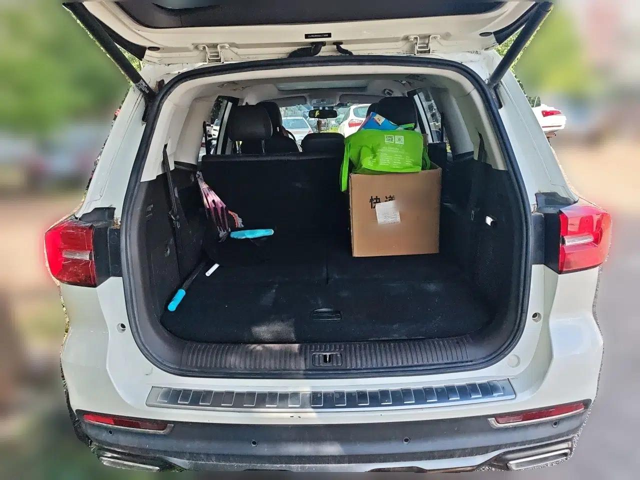 Roewe RX8 2019 30T Smart Connectivity Two-Wheel Drive Supreme Flagship Edition — миниатюра 20