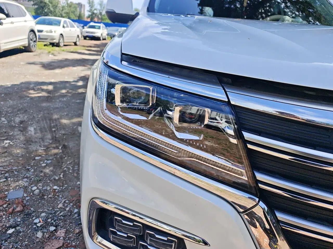 Roewe RX8 2019 30T Smart Connectivity Two-Wheel Drive Supreme Flagship Edition — миниатюра 7
