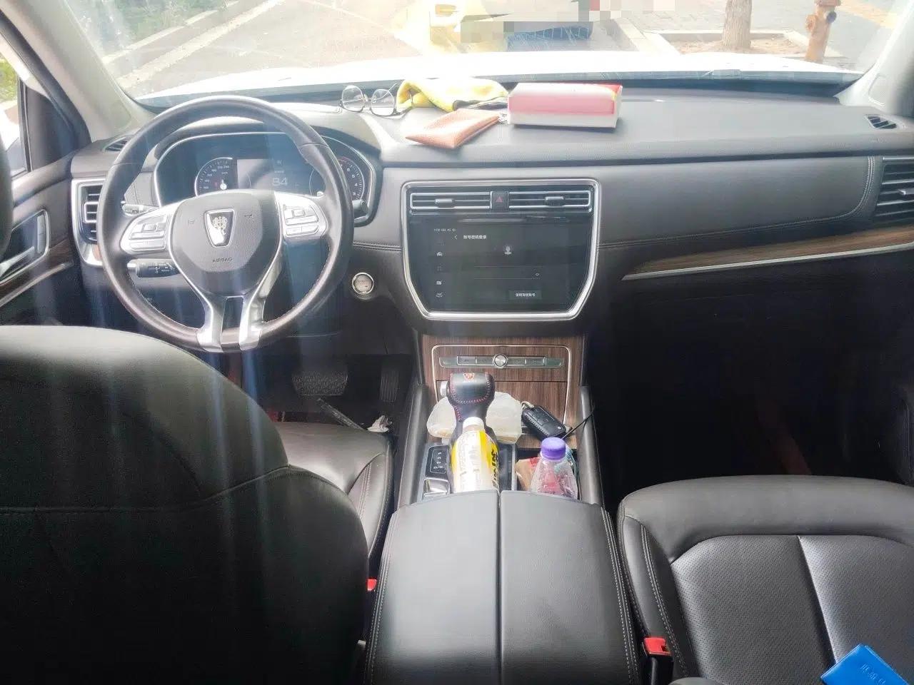 Roewe RX8 2019 30T Two-Wheel Drive Supreme Flagship Edition — миниатюра 10