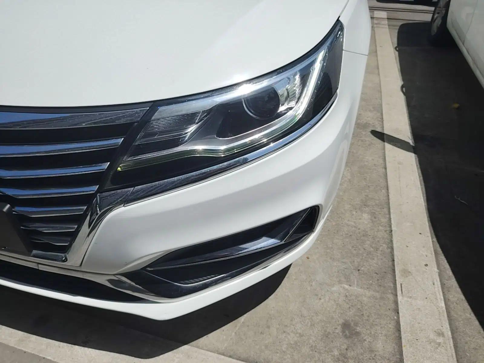 Roewe i6 2020 PLUS 1.6L Manual 4G Connect Glory Flagship Edition — миниатюра 9
