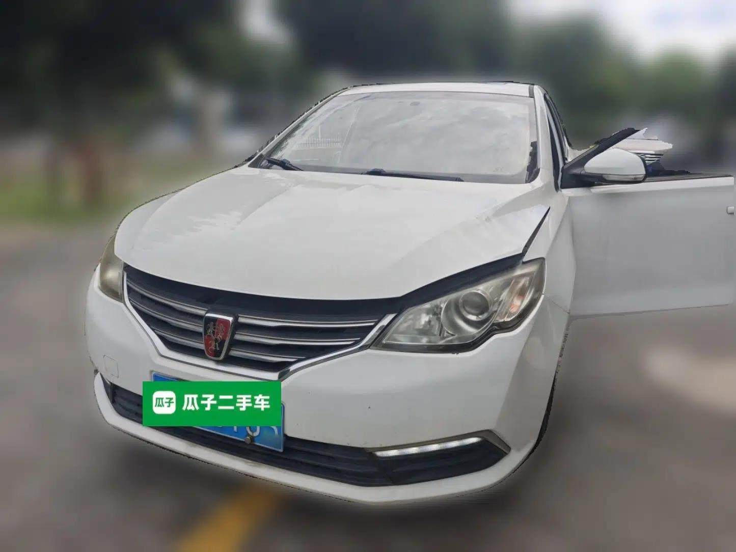 Roewe 360 2015 20T TST Deluxe Edition — миниатюра 1
