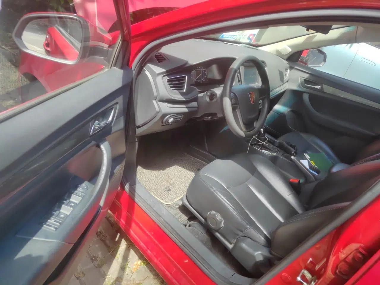 Roewe 360 2015 1.5L Automatic Luxury Edition — миниатюра 17