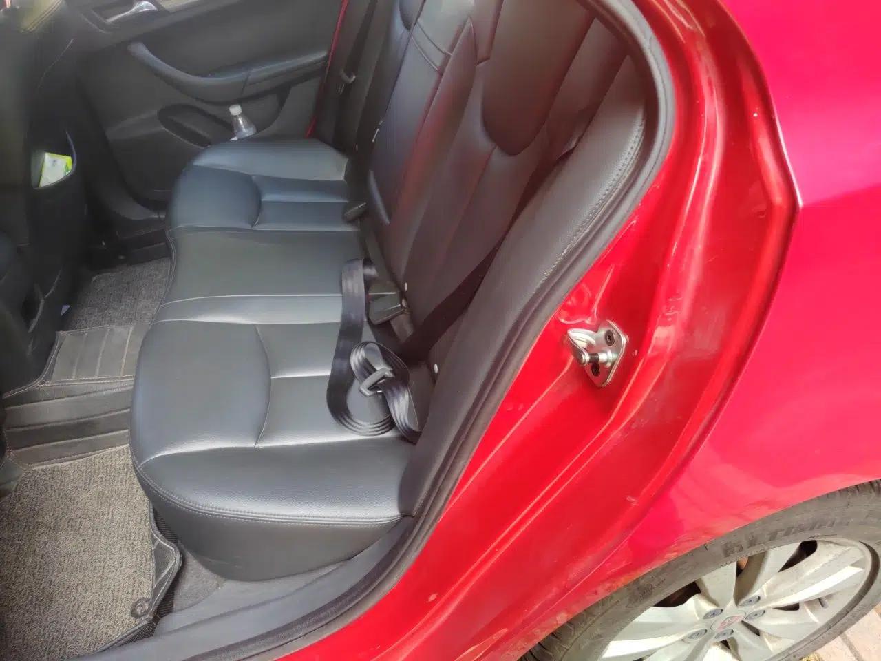Roewe 360 2015 1.5L Automatic Luxury Edition — миниатюра 18
