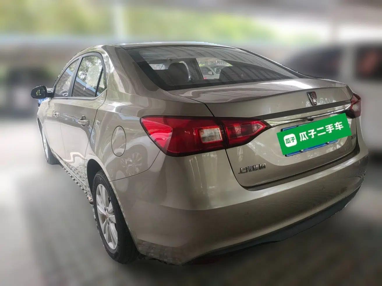 Roewe 360 2015 1.5L Manual Luxury Edition — миниатюра 4