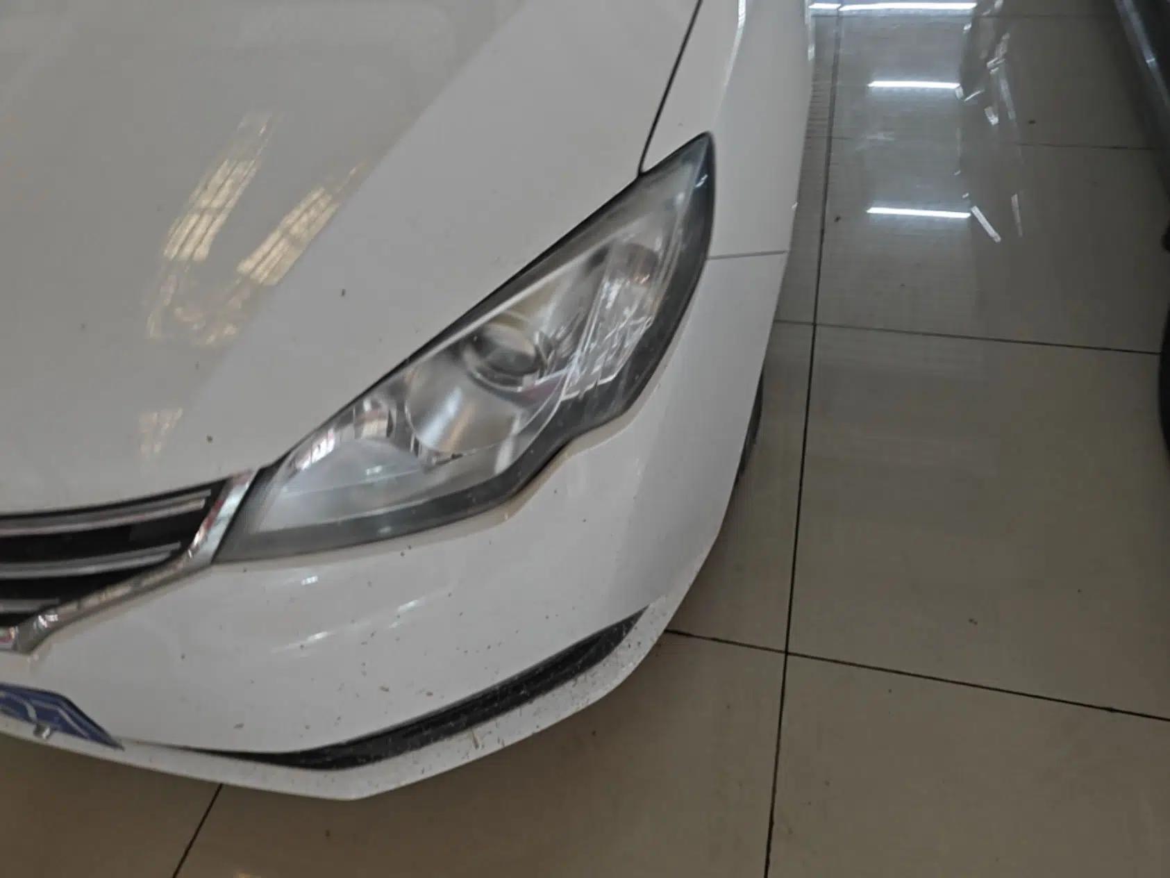 Roewe 360 2015 1.5L Automatic Luxury Edition — миниатюра 9