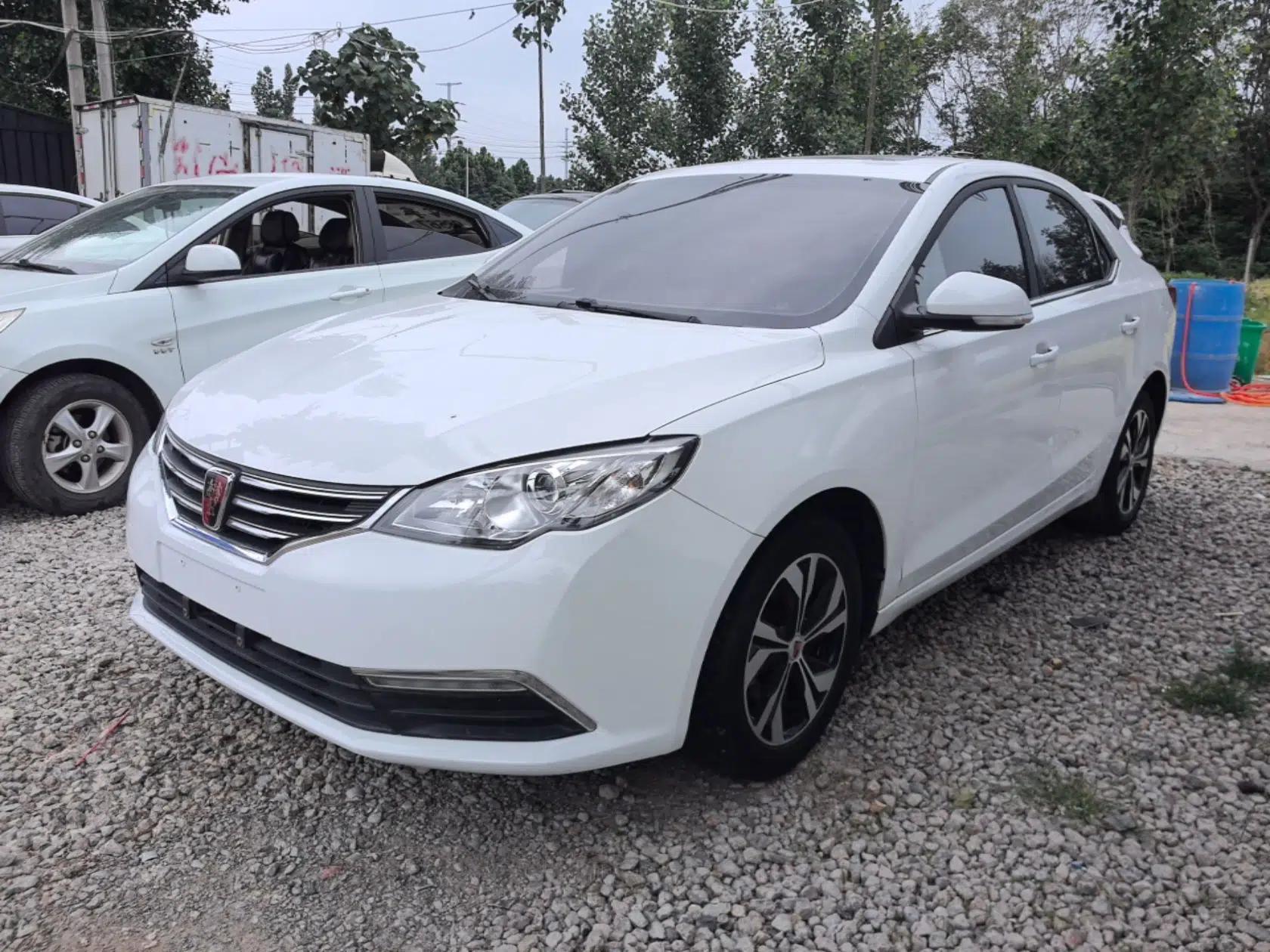 Roewe 360 2017 1.5L Automatic Luxury Edition — миниатюра 1