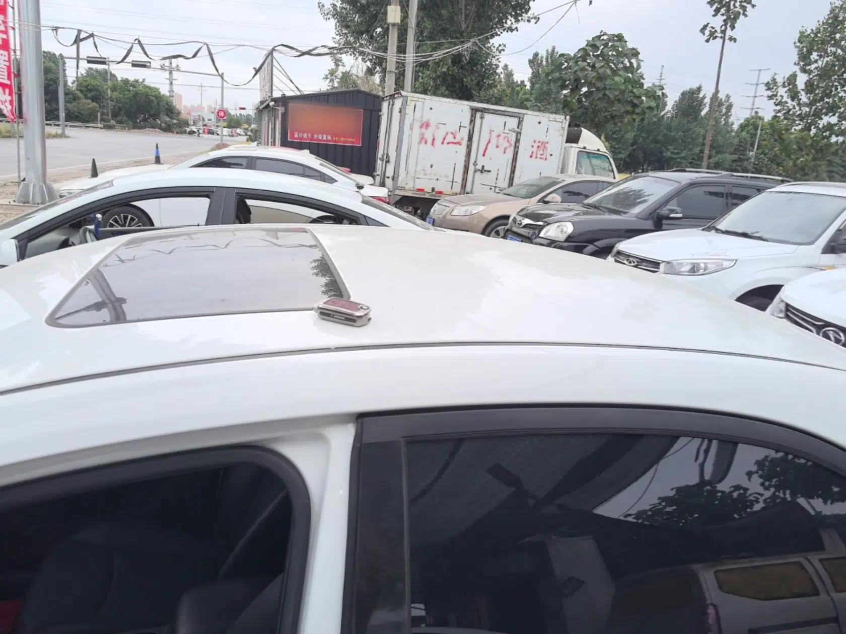 Roewe 360 2017 1.5L Automatic Luxury Edition — миниатюра 11