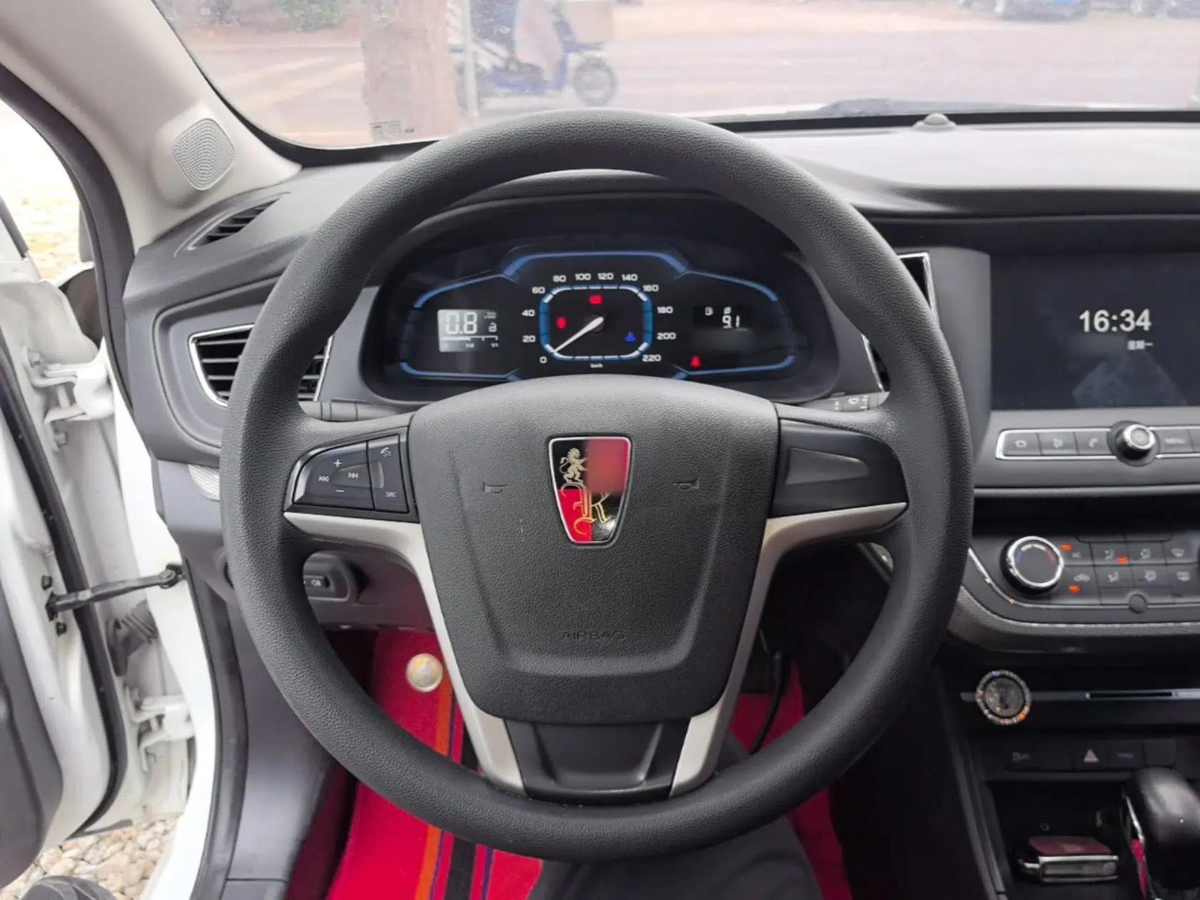 Roewe 360 2017 1.5L Automatic Luxury Edition — миниатюра 14
