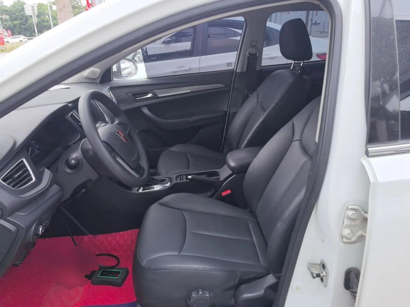 Roewe 360 2017 1.5L Automatic Luxury Edition — миниатюра 18